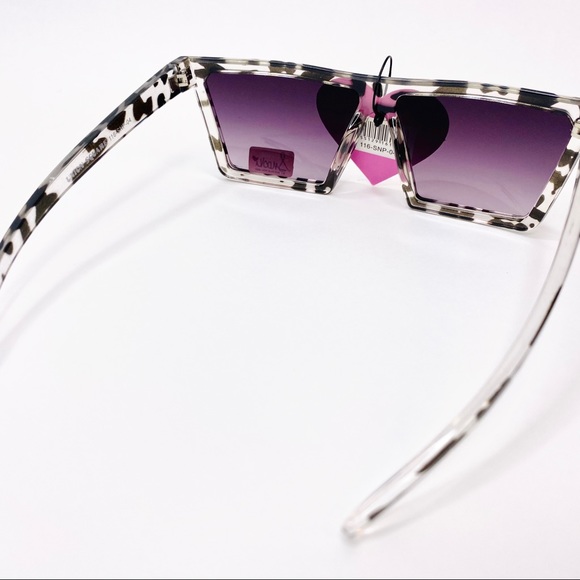 Snooki Animal Print Sunglasses NWT - Picture 2 of 6